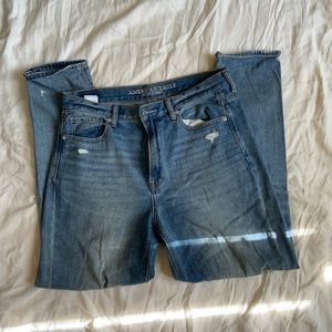 American eagle mom jeans